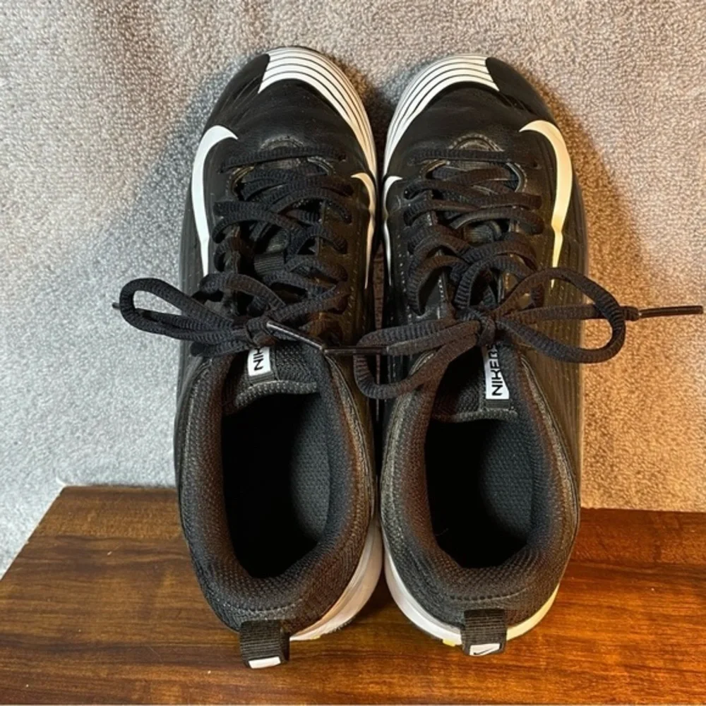 Nike BSBL FastFlex Vapor‎ Shoes Boys Cleats Athletic Size 4.5Y